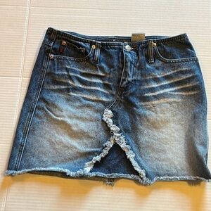 Vintage 2000’s-Mudd Yo!- size 5-Y2K denim miniskirt. Frayed details